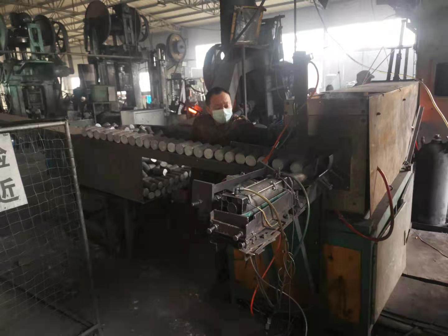 锻造圆钢电炉加热